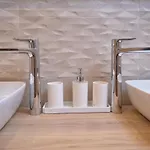 M Entire Floor In A Spacious House With Pool 포드스트라나
